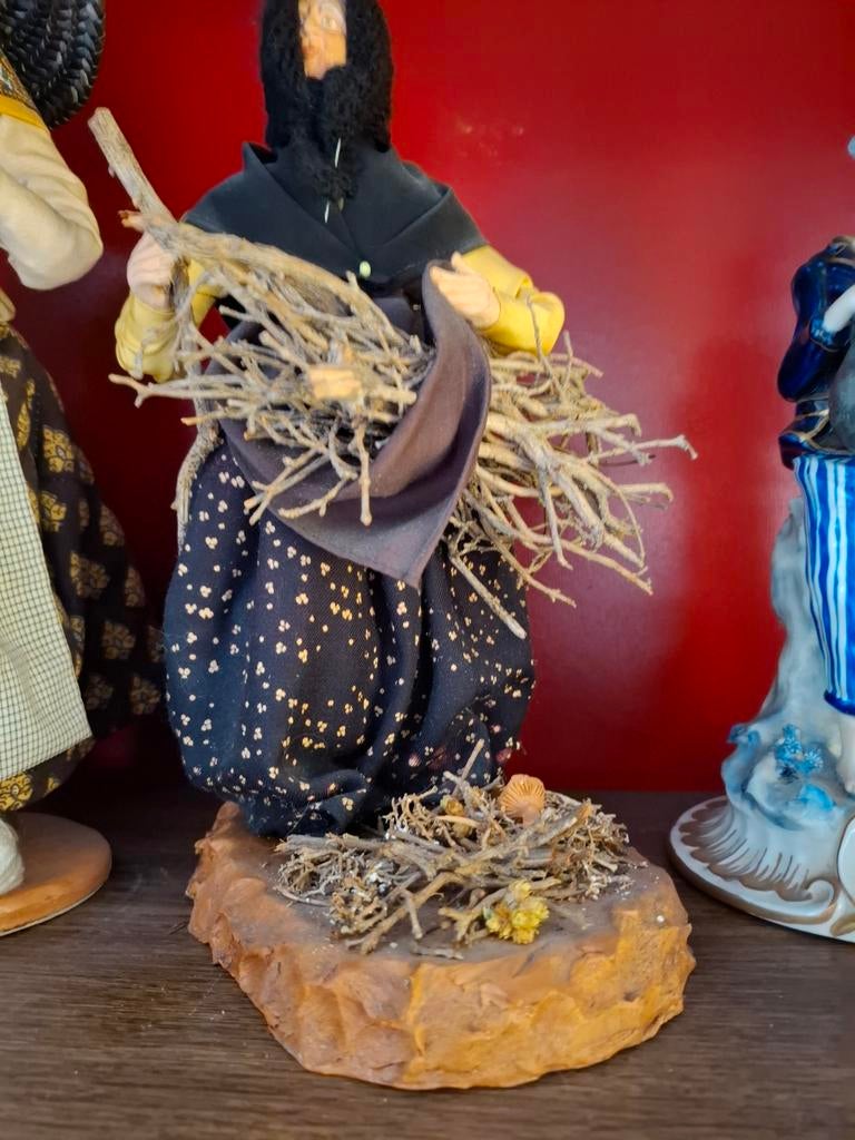 Santon uit de Provence in zijn eigen sap. Ongeveer 50 jaar o, Ophalen