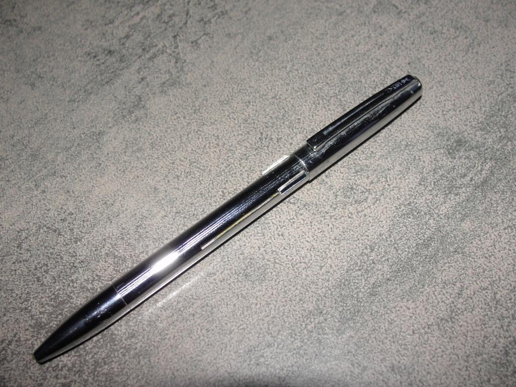Waterman 3 kleuren balpen vintage uit de jaren 1970, Verzamelen, Pennenverzamelingen, Ophalen of Verzenden, Zo goed als nieuw