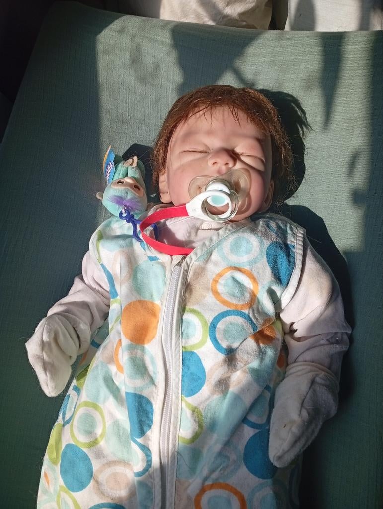 Reborn baby zie omschrijving, Verzamelen, Poppen, Ophalen, Kleertjes