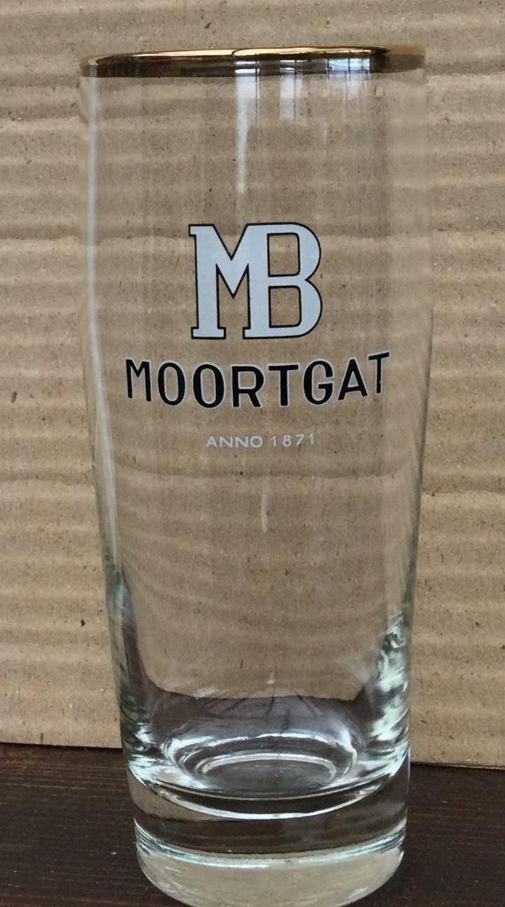 Bier brouwerij glas Moortgat MB anno 1871 zwart witte tekst, Ophalen of Verzenden