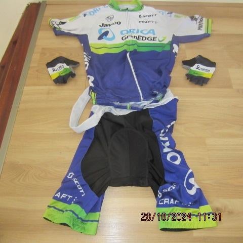 TE KOOP KLEDING ZIE FOTO S, Ophalen of Verzenden, Zo goed als nieuw, Kleding