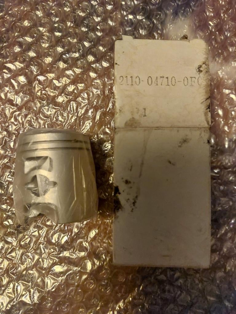 Suzuki Rmx50 piston, Fietsen en Brommers, Ophalen of Verzenden, Zo goed als nieuw