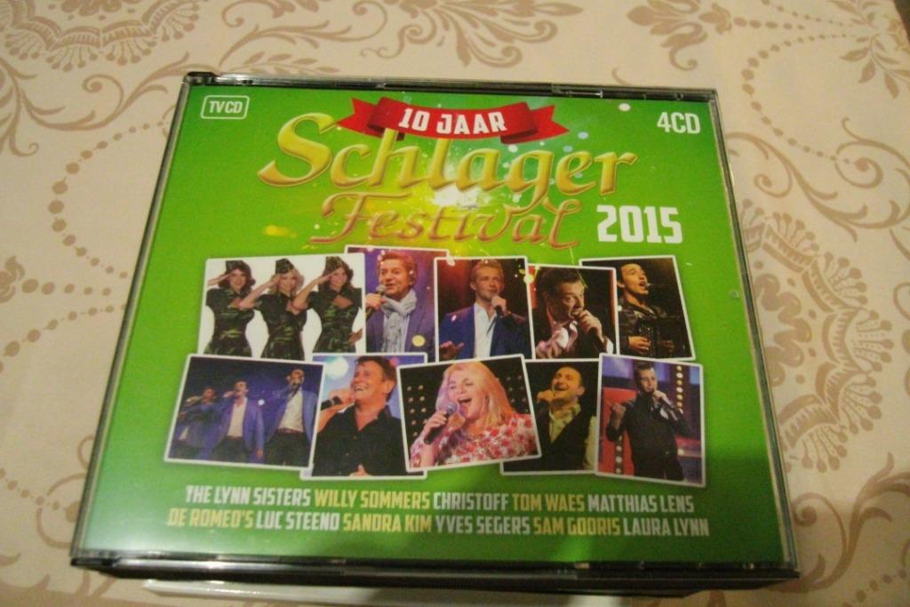 schlager festival 2015      4 disc, Enlèvement ou Envoi