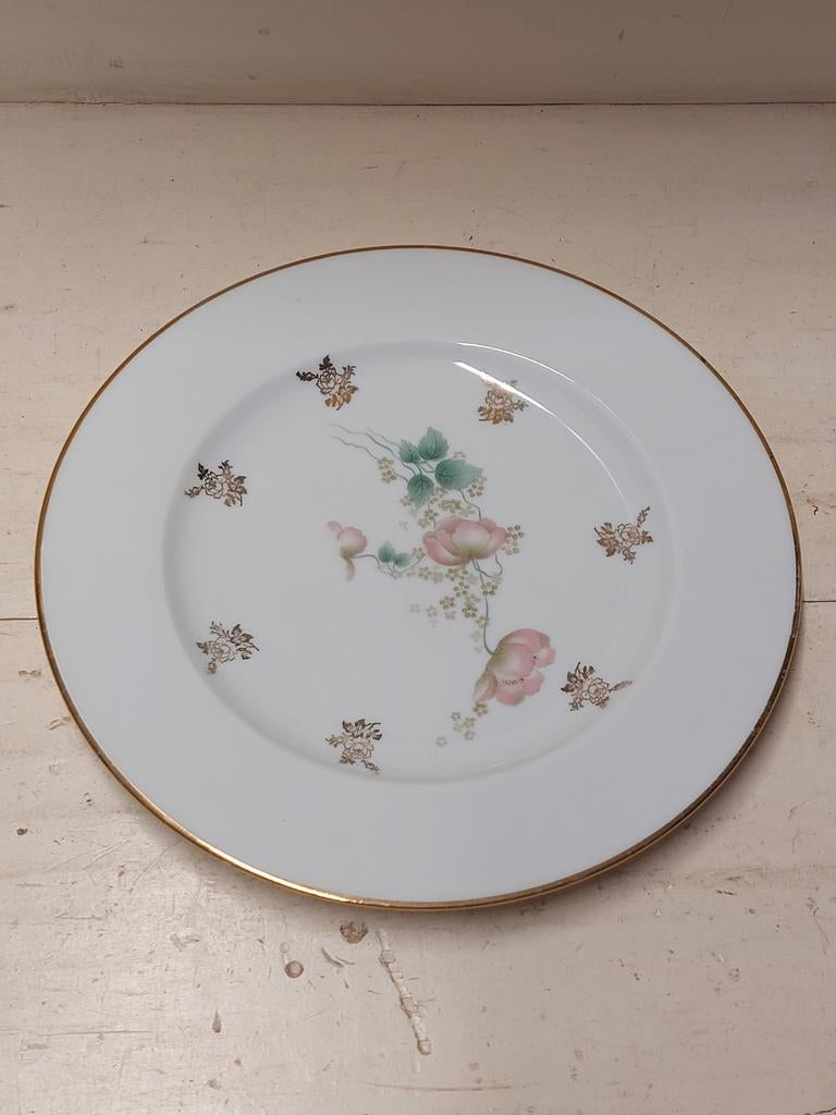 Assiette en porcelaine, Antiquités & Art, Enlèvement ou Envoi