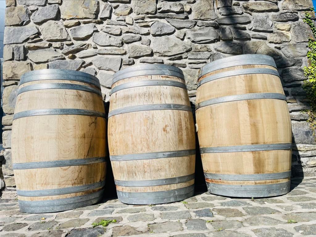 Grand Fut de vin en bois ( chêne). Parfait etat. 225l, Enlèvement ou Envoi