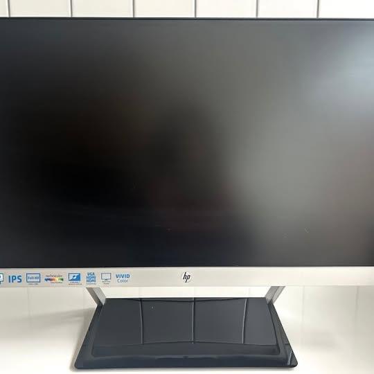 Ecran HP Pavilion 24cw 24 pouces, Computers en Software, HD, IPS, Kantelbaar, HDMI