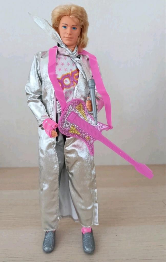 Barbie and The Rockers Ken Hot Rockin Fun 1986, Verzamelen, Poppen, Ophalen, Pop