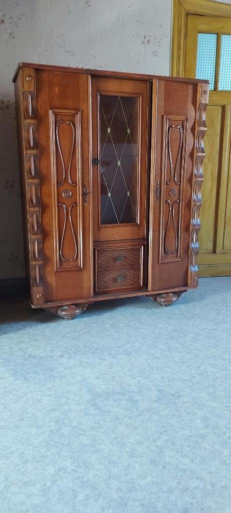 stijlvolle servieskast, Huis en Inrichting, Ophalen, Gebruikt, Glas, 150 tot 200 cm