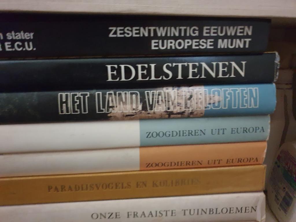 lot van 60 artis boeken, Ophalen, Zo goed als nieuw, Artis historia, Plaatjesalbum