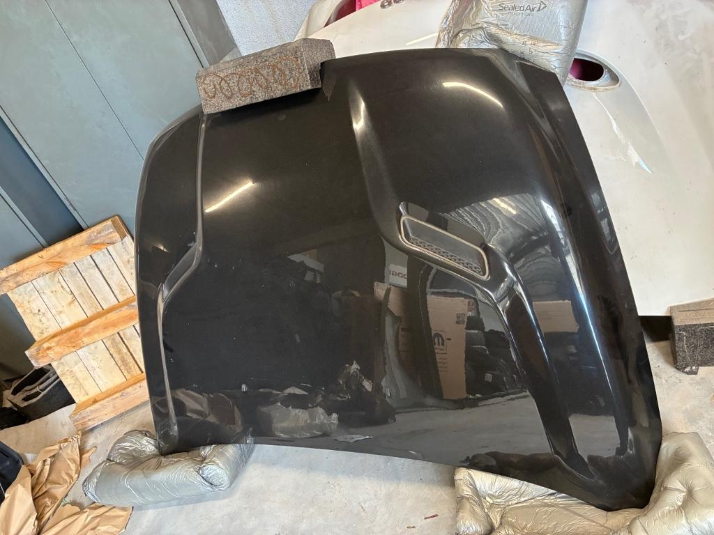 Dodge Ram 1500 Sport motorkap, Ophalen, Gebruikt, Voor, Dodge