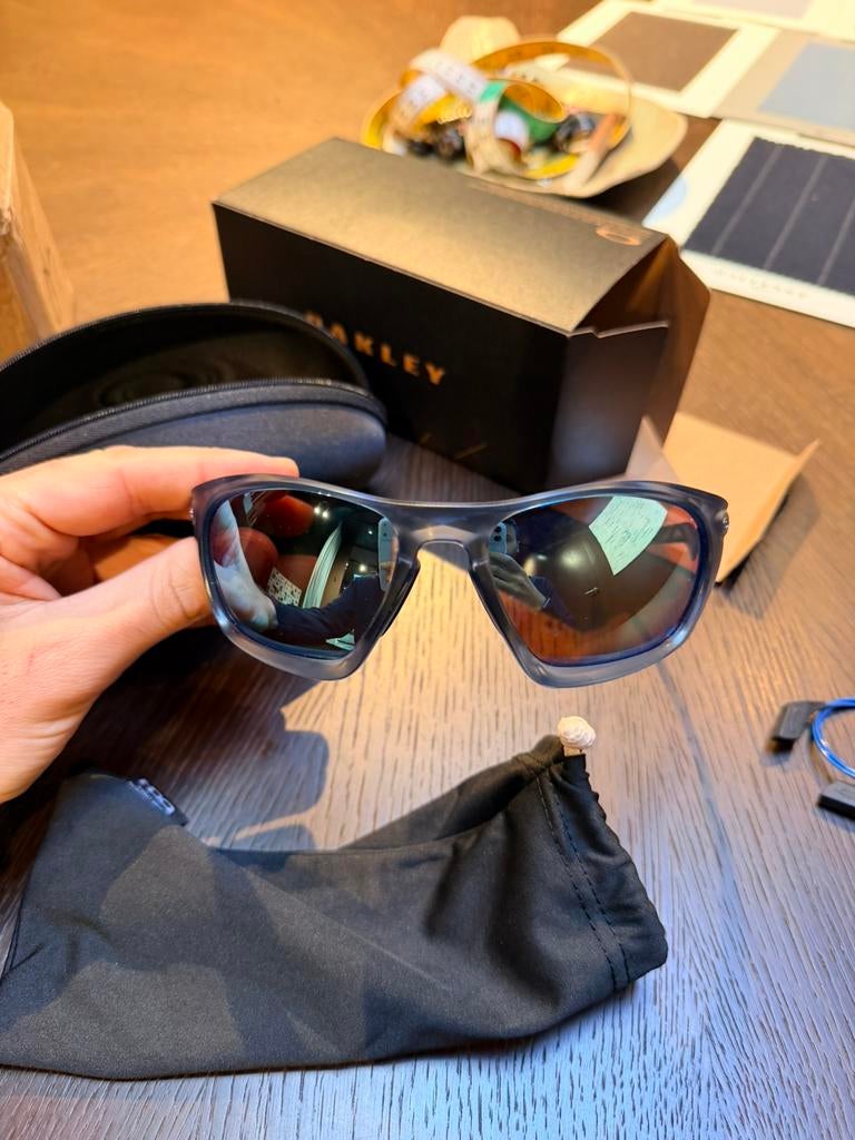 Oakley Lateralis, Ophalen, Zonnebril, Blauw, Nieuw