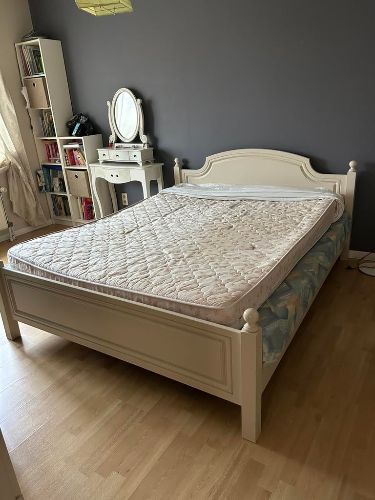 Tweepersoonsbed + matras, Enlèvement, Utilisé, Deux personnes, Klassiek