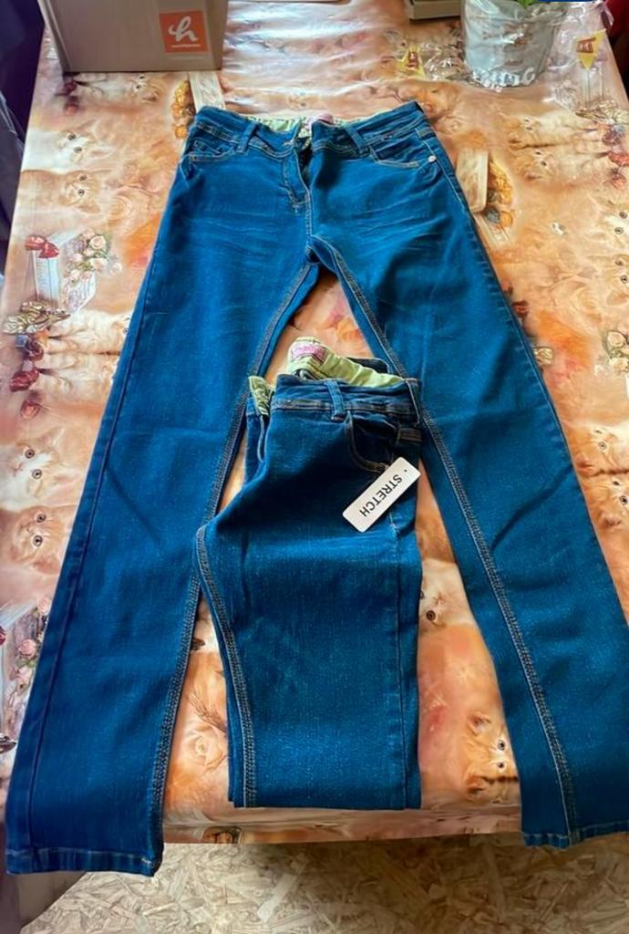 Meisjesbroeken 152, Kinderen en Baby's, Kinderkleding | Maat 152, Zo goed als nieuw, Broek, Ophalen