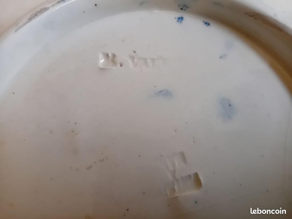 Ancienne Assiette en céramique, Enlèvement ou Envoi