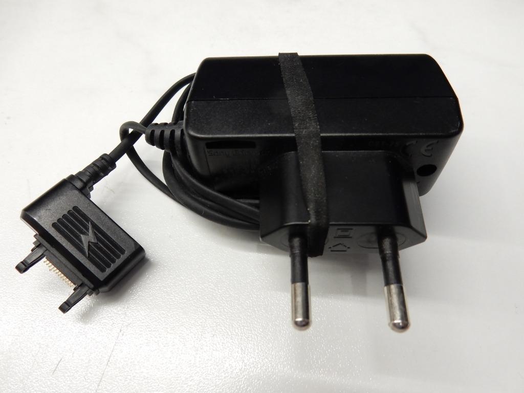 jw0718: lader sony ericsson CST75 lader voor vele SE toestel, Enlèvement ou Envoi