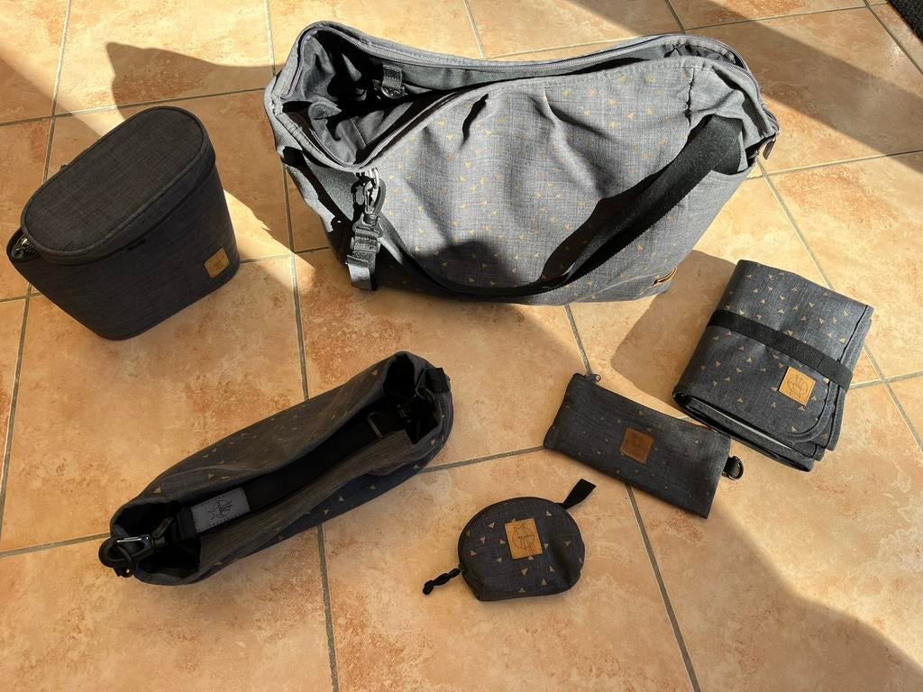 Ensemble sac à langer et accessoires Lassig, Enfants & Bébés, Enlèvement ou Envoi, Comme neuf