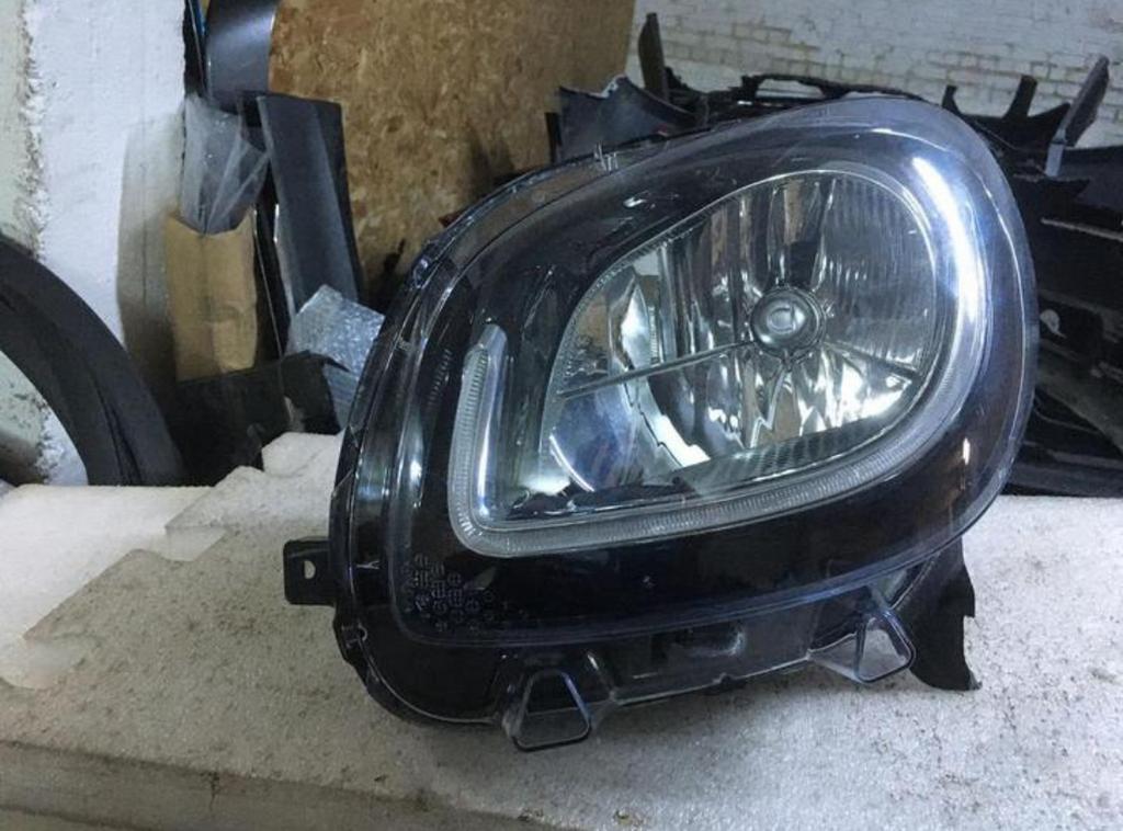 Phare gauche LED SMART FORTWO III châssis A453 année 2019-24, Enlèvement ou Envoi, Utilisé, Smart