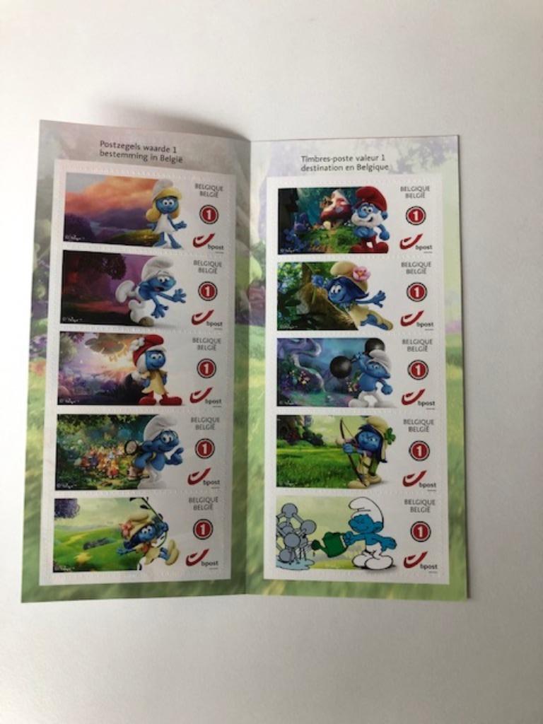 Smurfen - 10 zelfklevende postzegels in boekje, Verzamelen, Ophalen of Verzenden, Nieuw, Verschillende Smurfen, Gebruiksvoorwerp