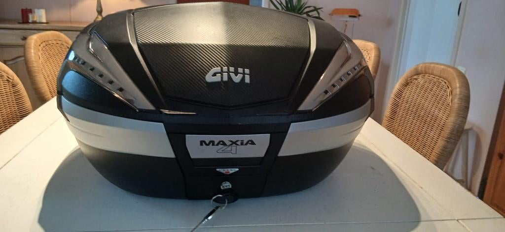 Givi V56 Maxia 4 Tech Monokey Top Case, Ophalen, Zo goed als nieuw