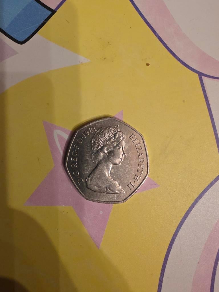Muntstuk 50 New pence, Postzegels en Munten, Penningen en Medailles, Ophalen