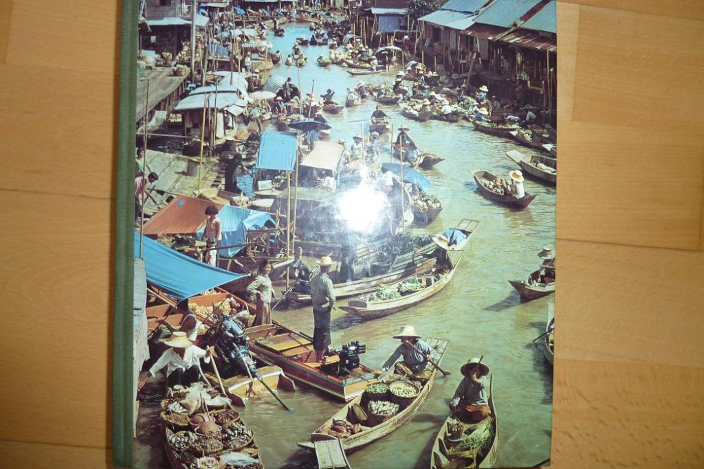 Voyages Autour du Monde Sélection du Reader's Digest 1968, Enlèvement, Album d'images