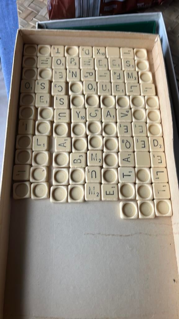 Scrabble édition francaise, Trois ou quatre joueurs, Enlèvement ou Envoi, Utilisé, Jeu de voyage