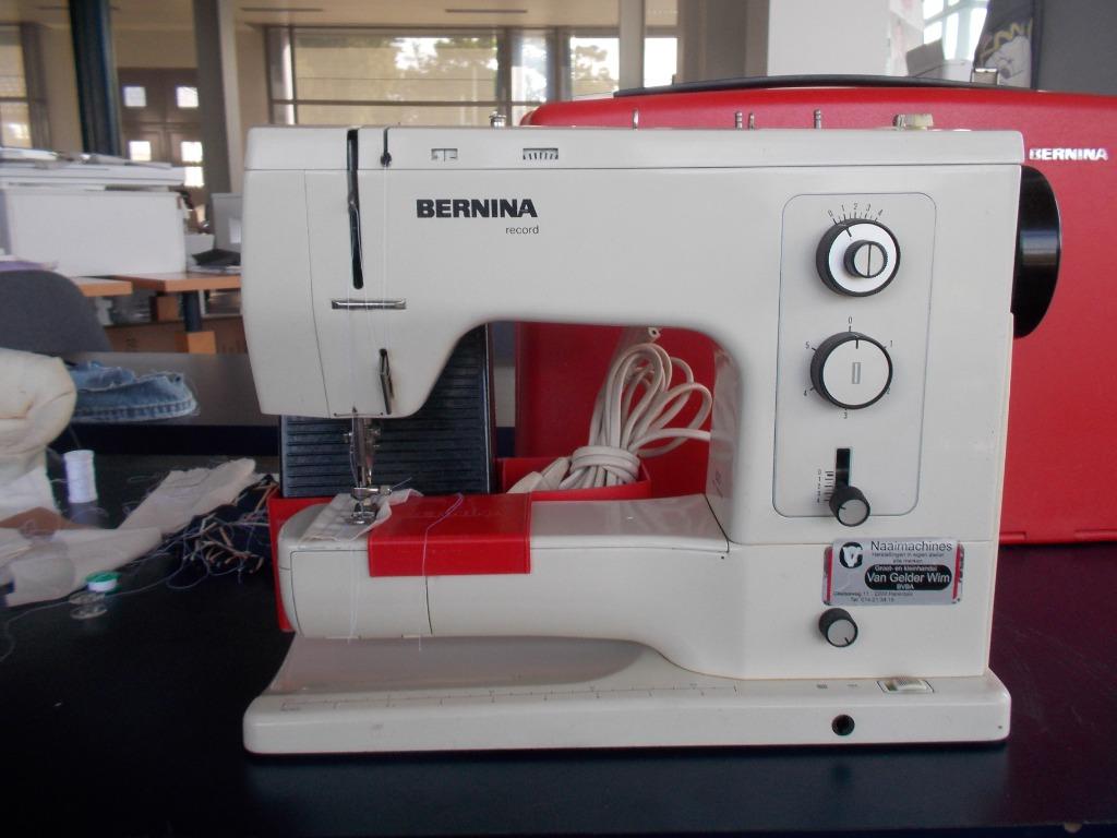 Topokkasie Bernina type 830, Enlèvement, Utilisé, Machine à coudre, Bernina