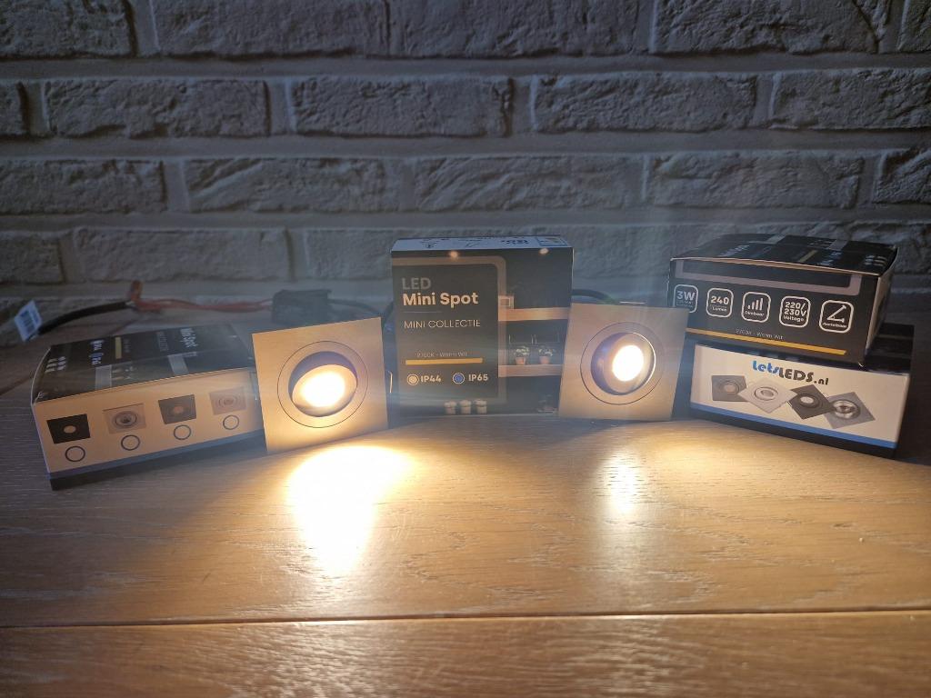 Mini-spot LED intégré en nickel, à intensité variable, pivot, Neuf, Enlèvement ou Envoi, LED, Spot encastrable ou Spot mural