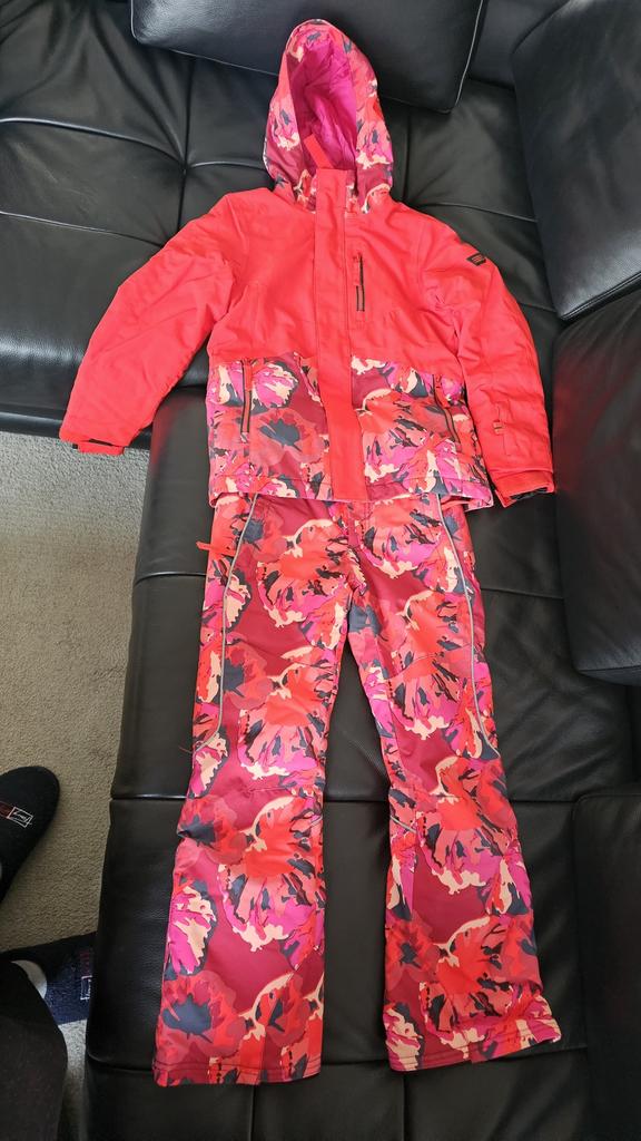 Veste et pantalon de ski pour fille taille 140 O'neill, Enfants & Bébés, Enlèvement, Comme neuf, Fille, Ensemble