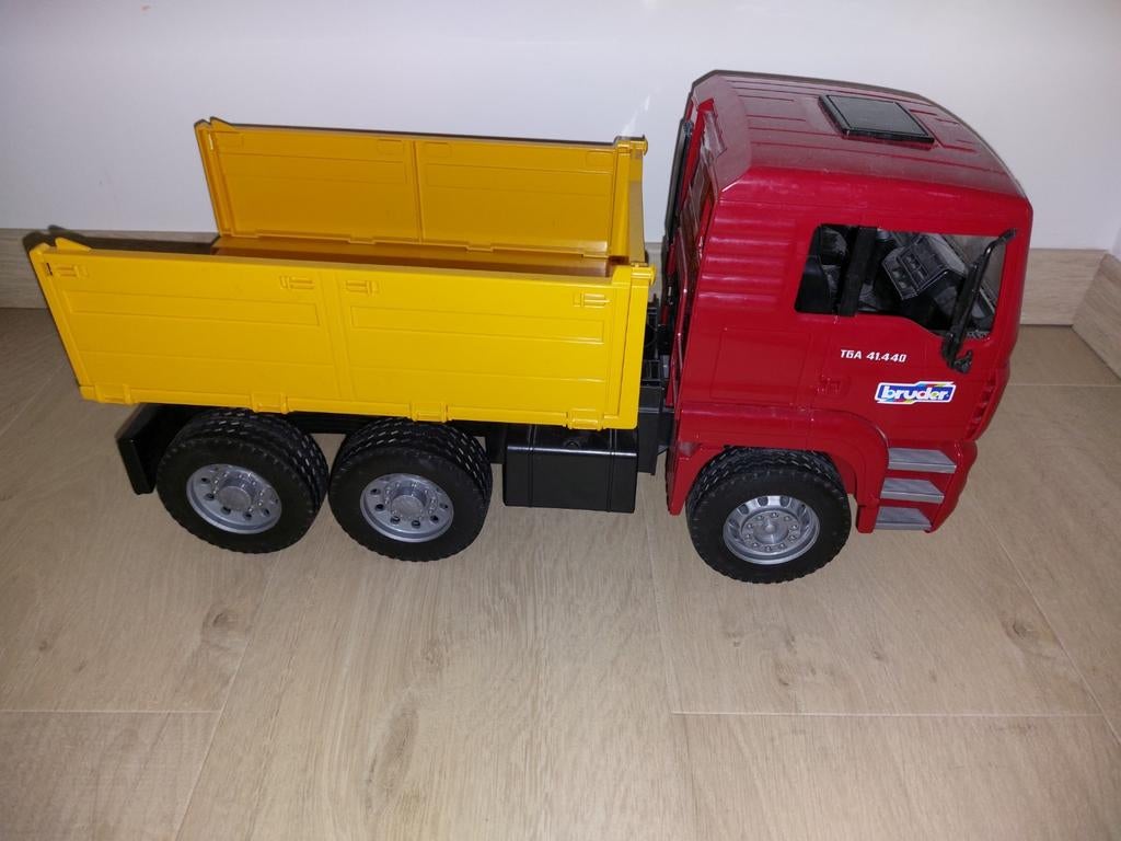 Vrachtwagen bruder, Ophalen, Gebruikt