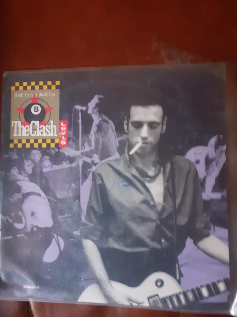 45T The Clash : Should I stay or should I go, Ophalen of Verzenden
