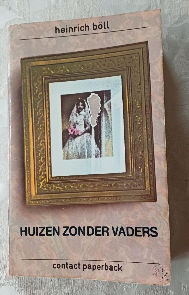 Heinrich Böll - Huizen Zonder Vaders, Europa overig, Heinrich Böll, Ophalen, Gelezen