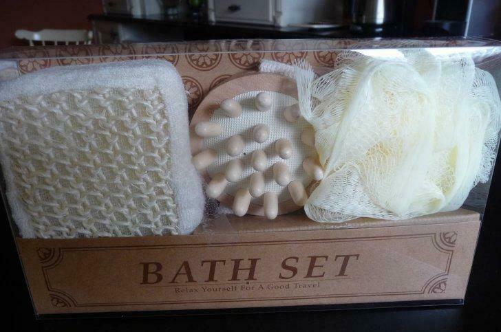 Badset nieuw: Houten massagevoet, badspons, katoenen spons, Ophalen of Verzenden, Nieuw