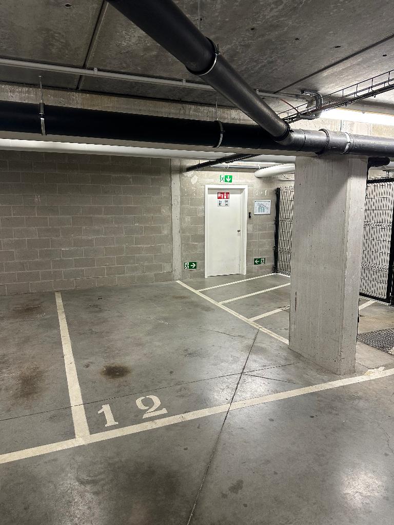 Parking souterrain Dansaert (Bruxelles), Immo, Garages & Places de parking, Bruxelles