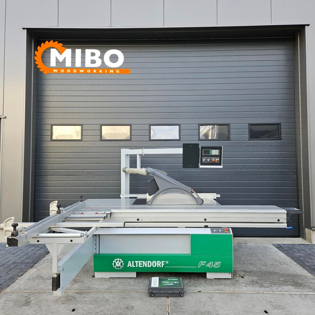 Formaatzaag schaafbank lintzaag toupie combine ** occasions