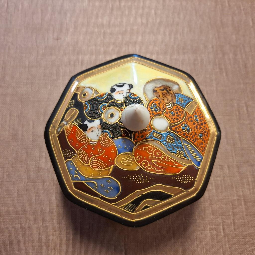 Satsuma achthoekige doos, Antiek en Kunst, Ophalen of Verzenden