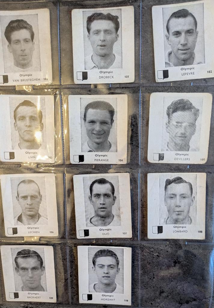football BELGIAN CHEWING GUM 1950/ol.charleroi 11x, Envoi