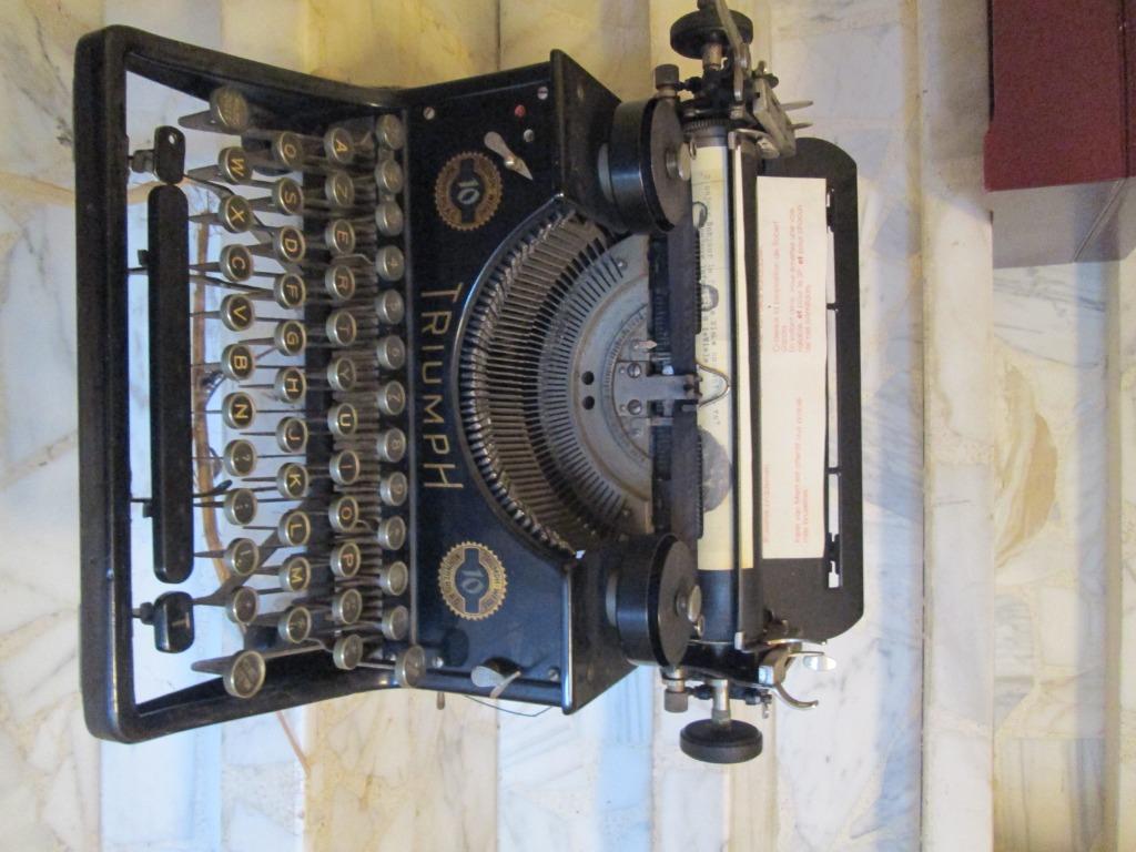 Machine à écrire Triumph "antiquité/vintage" années +/-, Enlèvement, Utilisé