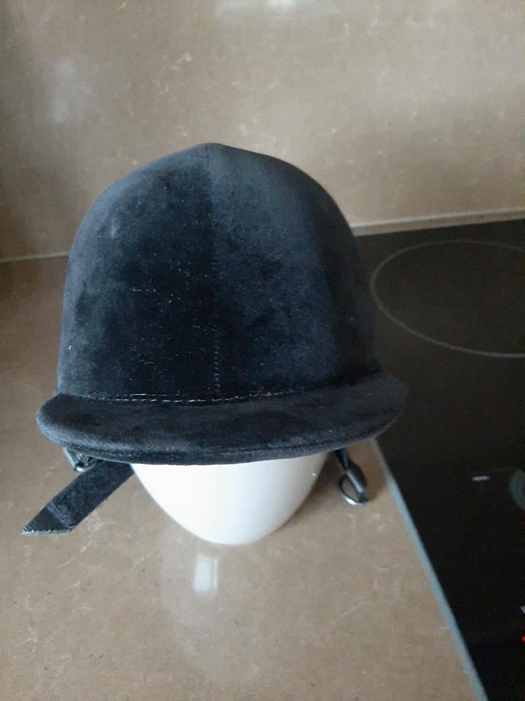 Casquette de dressage noire Horka., Animaux & Accessoires, Enlèvement, Comme neuf, Dressage