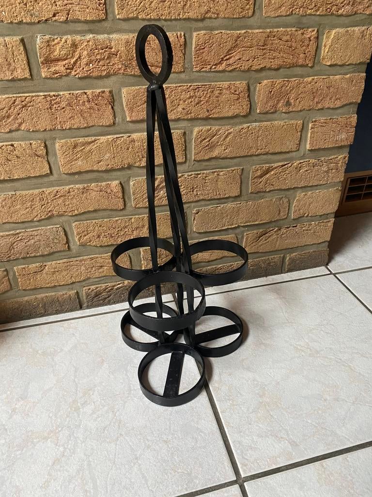 PORTE BOUTEILLES EN FER FORGÉ, Ophalen, Zo goed als nieuw