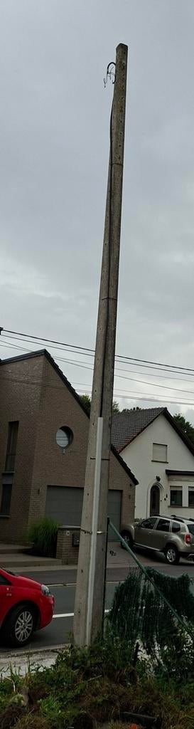 poteau en béton pour raccordement électrique, Télécoms, Enlèvement, Utilisé