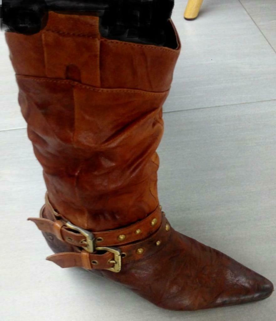 Bruine lederen boots (Laura Vita), Kleding | Dames, Schoenen, Ophalen of Verzenden, Gedragen, Bruin, Hoge laarzen