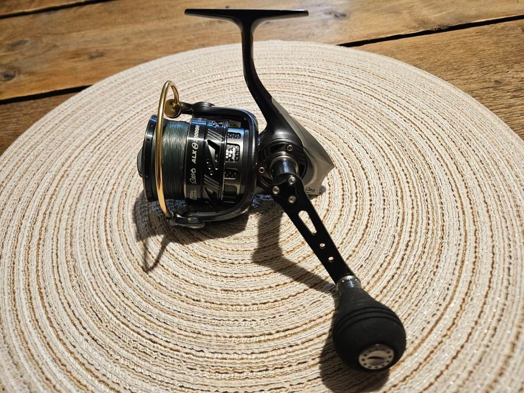 AbuGarcia Revo ALX theta 3000SH + spiderwire smooth, Watersport en Boten, Ophalen, Zo goed als nieuw