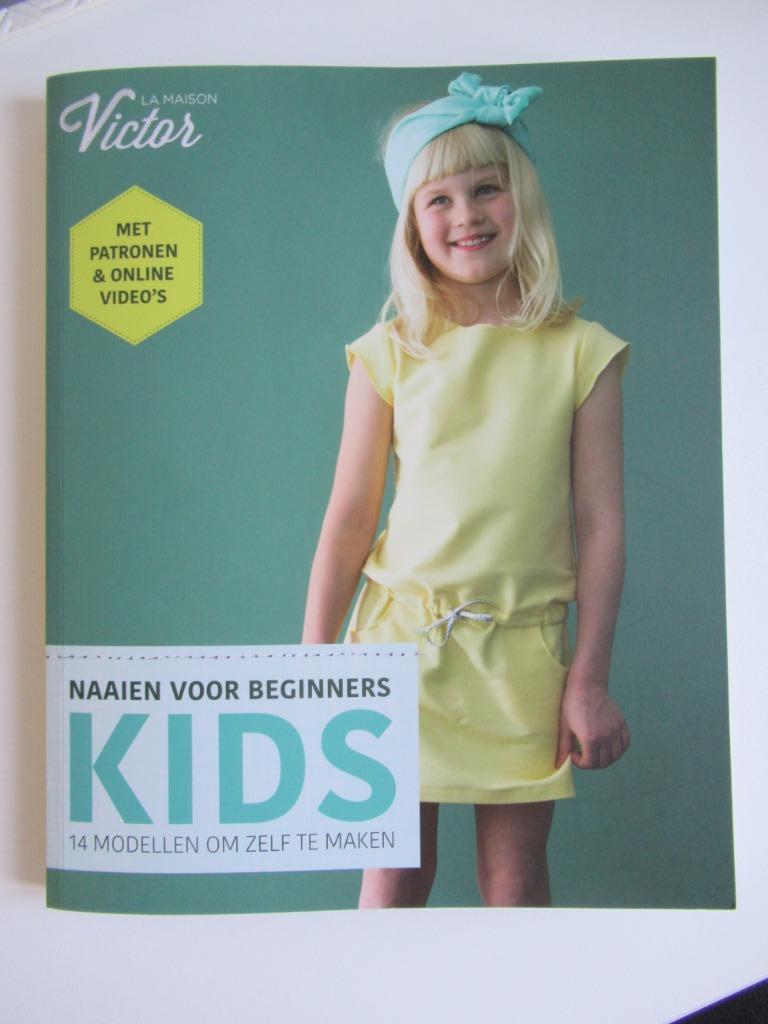 patronenboek VICTOR-naaien voor beginners-14 modellen-NIEUW, Hobby en Vrije tijd, Ophalen of Verzenden, Nieuw