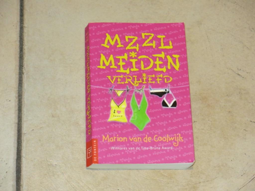 Boek Mzzl meiden, Verliefd, Boeken, Kinderboeken | Jeugd | 13 jaar en ouder, Gelezen, Ophalen of Verzenden