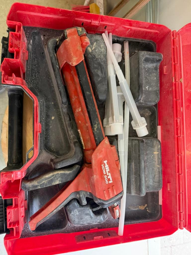 Hilti HDM 500 mortelspuit, Doe-het-zelf en Bouw, Gereedschap | Handgereedschap, Ophalen, Gebruikt