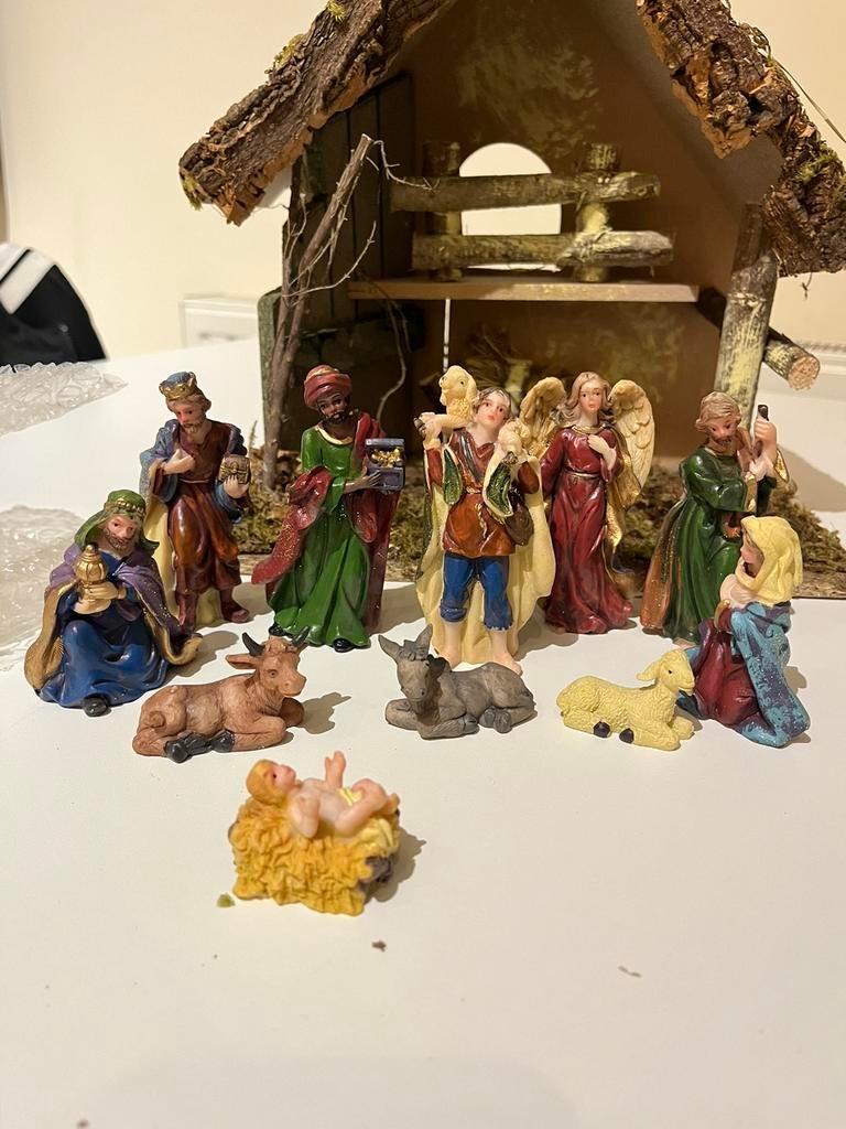 Crèche de Noël avec figurines, Divers, Enlèvement ou Envoi, Comme neuf