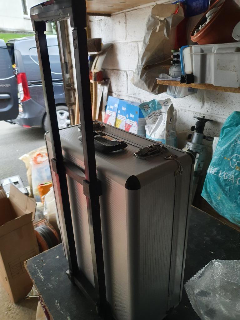 Valise avec outillages, Enlèvement, Neuf