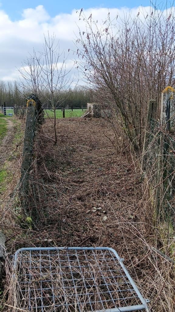 Perceel van 5.6 are in Burst, Immo, Gronden en Bouwgronden, Verkoop zonder makelaar, 500 tot 1000 m²