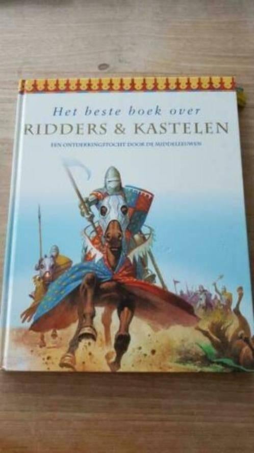 kijk boek en leerboek "Ridders en kastelen", Ophalen of Verzenden, Zo goed als nieuw, Non-fictie